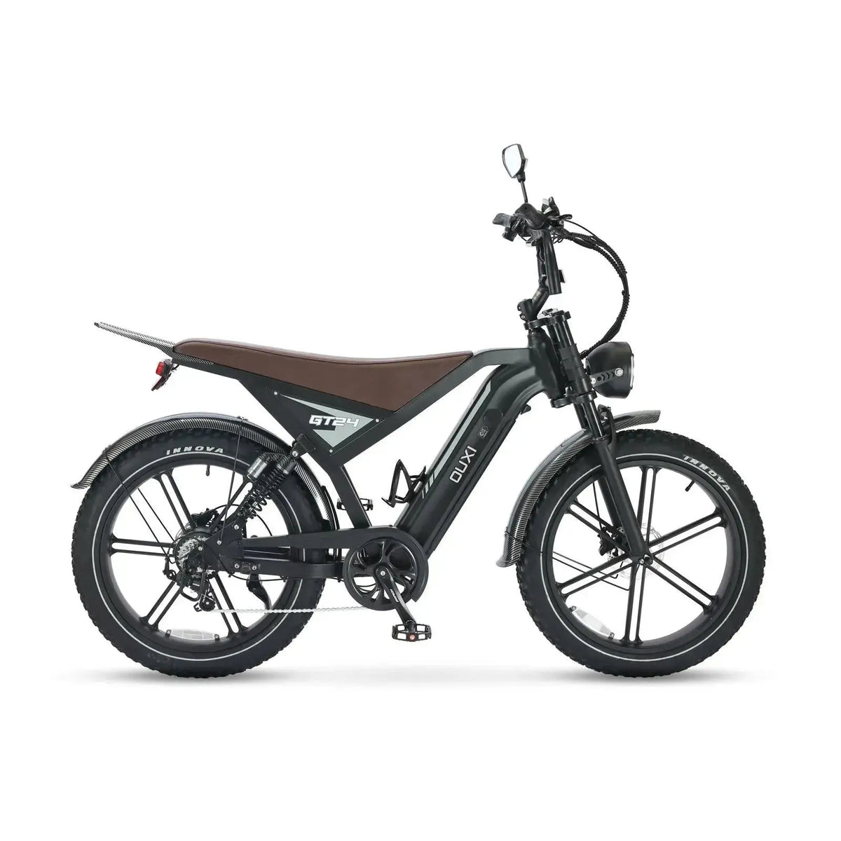 Ouxi GT24 fatbike in zwart, zijaanzicht van rechts met bruin zadel en ketting aan de aandrijfzijde