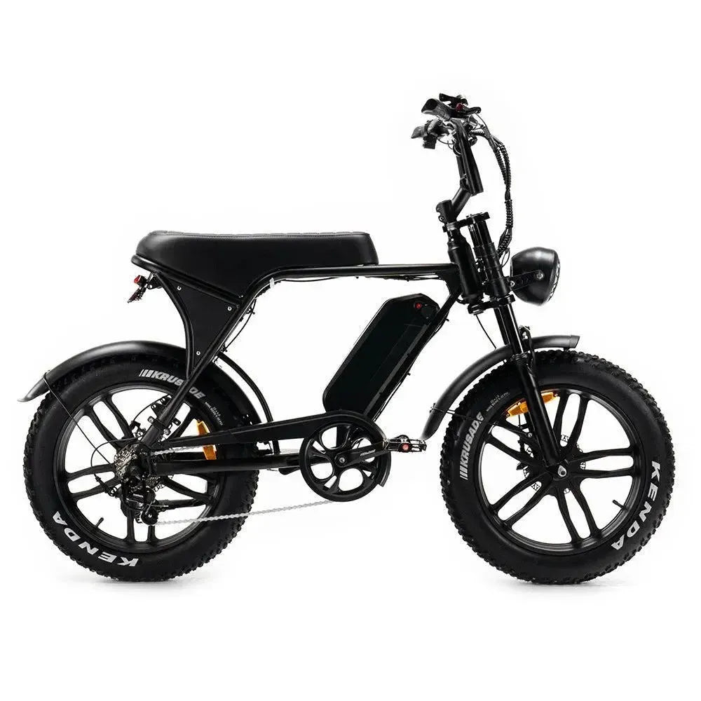 Ouxi V8 2025 Fatbike in Schwarz, Seitenansicht von rechts mit langem Sattel, Rahmenakku und breiten Kenda-Reifen